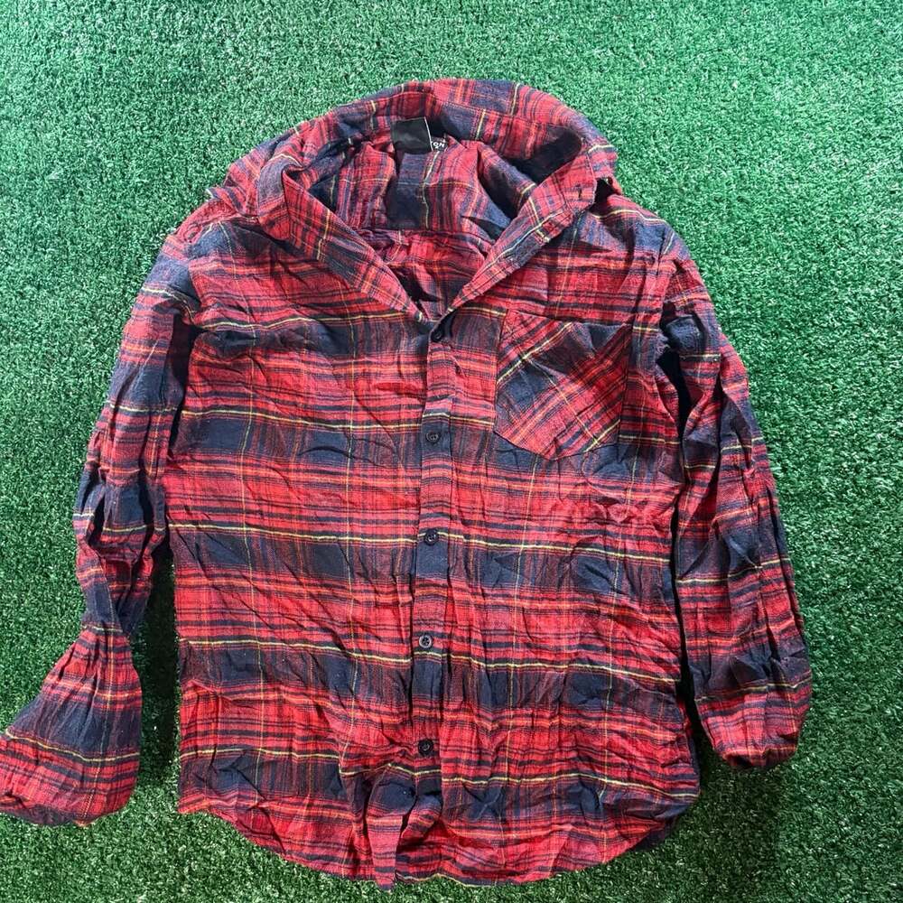 Canyon Club Red and Black Plaid Button-Down Flannel Shirt Medium